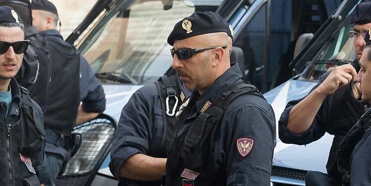 Al menos ocho detenidos en Italia tras desarticular una red que importaba cocaína desde Suramérica