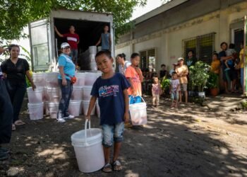 El terremoto dejó sin casas e insumos médicos a los agricultores de La Peñita