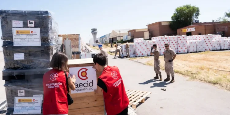 Hospital de campaña español comenzó a atender a damnificados por los terremotos en Caracas